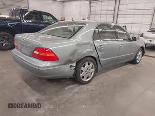 2001 Lexus LS 430 z VIN JTHBN30F510019661, wystawiony jako IAAI lot #42167204 z przebiegiem 190 437 mil mil oraz . Historia ofert i sprzedaży dostępna na DreamBid. Obrazek 4.