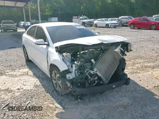 2021 Kia Forte LXS z VIN 3KPF24AD5ME382648, wystawiony jako Copart lot #64165115 z przebiegiem 62 665 mil mil oraz Szkoda całkowita • Salvage title. Historia ofert i sprzedaży dostępna na DreamBid. Obrazek 13.