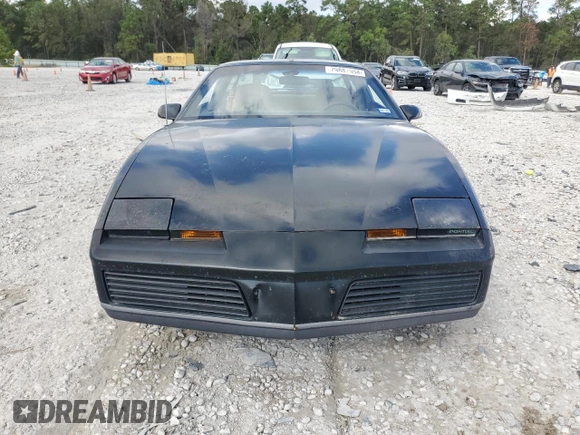 1982 Pontiac Firebird z VIN 1G2AX87H9CL548192, wystawiony jako Copart lot #79887554 z przebiegiem 109 953 mil mil oraz Czysty tytuł • Clean title. Historia ofert i sprzedaży dostępna na DreamBid. Obrazek 5.