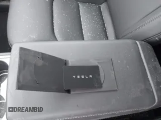 2025 Tesla Model Y Long Range with VIN 7SAYGDED9SF248370, listed as a IAAI auction lot 41336869 with 2,499 mi miles and . Bid and sale history available at DreamBid. Image 11.