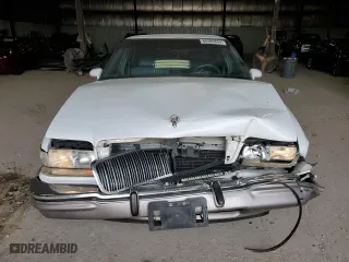 1995 Buick Park Avenue Ultra with VIN 1G4CU5211SH661573, listed as a Copart auction lot 66585644 with 177,755 mi miles and Salvage Title. Bid and sale history available at carsss.com. Image 5.