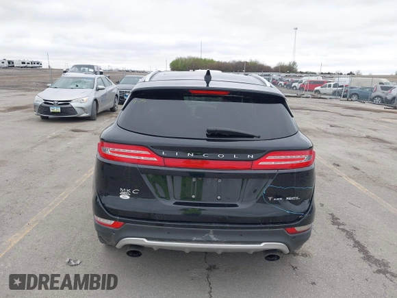 2017 Lincoln MKC Reserve with VIN 5LMTJ3DH9HUL14173, listed as a IAAI auction lot 42126106 with 140,000 mi miles and . Bid and sale history available at DreamBid. Image 18.