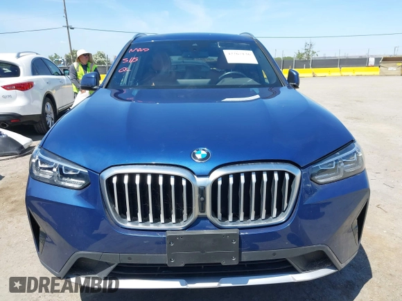 2023 BMW X3 sDrive30i z VIN 5UX43DP04P9P44100, wystawiony jako IAAI lot #42267136 z przebiegiem 28 618 mil mil oraz . Historia ofert i sprzedaży dostępna na DreamBid. Obrazek 12.