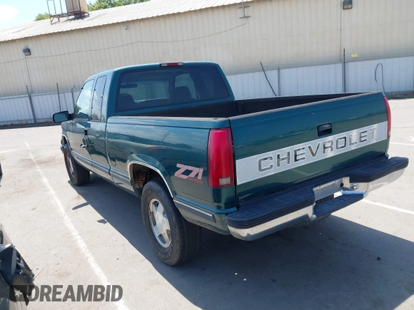 1997 Chevrolet Silverado 1500 with VIN 2GCEK19R0V1222296, listed as a IAAI auction lot 42195350 with 358,885 mi miles and . Bid and sale history available at DreamBid. Image 3.