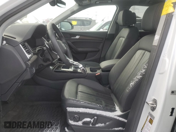2023 Audi Q5 Premium Plus with VIN WA1BBAFY2P2093652, listed as a Copart auction lot 88666715 with 9,990 mi miles and Salvage title. Bid and sale history available at DreamBid. Image 7.