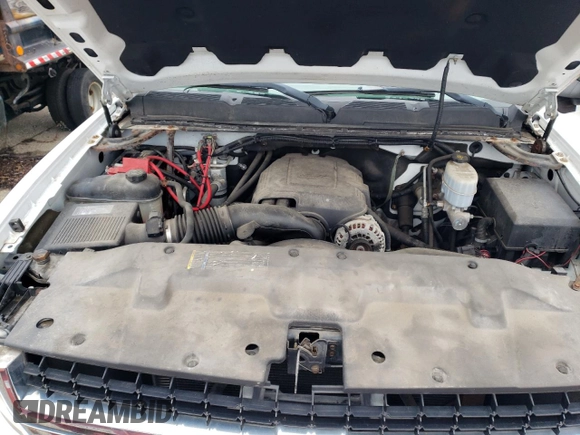 2010 Chevrolet Silverado 3500HD SRW Work Truck with VIN 1GC3KZBG3AF135364, listed as a Copart auction lot 81916204 with 8,252 mi miles and Clean Title. Bid and sale history available at DreamBid. Image 11.