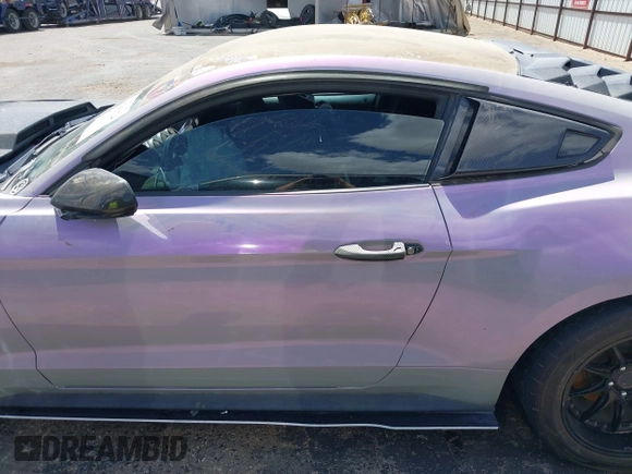 2018 Ford Mustang EcoBoost with VIN 1FA6P8TH2J5184647, listed as a IAAI auction lot 42293124 with Not provided miles and . Bid and sale history available at DreamBid. Image 15.