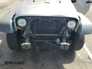 2018 Jeep Wrangler JK Unlimited Sport S with VIN 1C4BJWDG5JL811003, listed as a Copart auction lot 70633564 with 94,477 mi miles and Salvage Title. Bid and sale history available at carsss.com. Image 12.