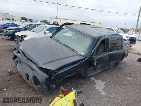 2003 Chevrolet Avalanche with VIN 3GNEC13T03G190771, listed as a IAAI auction lot 42428095 with Not provided miles and . Bid and sale history available at DreamBid. Image 17.
