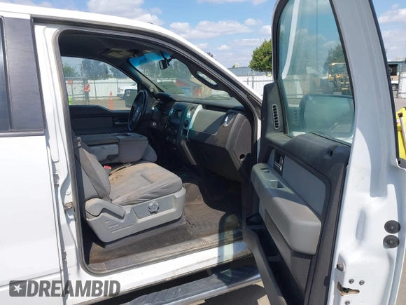 2014 Ford F-150 XL with VIN 1FTFW1CT8EKF55164, listed as a IAAI auction lot 42111483 with 233,166 mi miles. Bid and sale history available at carsss.com. Image 5.