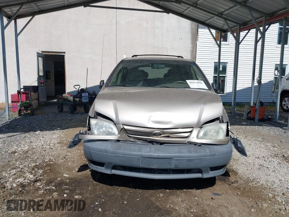 2002 Toyota Sienna LE with VIN 4T3ZF13C82U465335, listed as a IAAI auction lot 40274809 with 178,560 mi miles and . Bid and sale history available at DreamBid. Image 12.