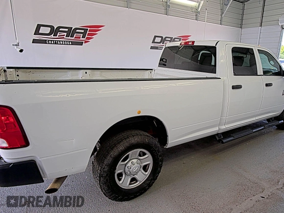 2018 Ram 2500 Tradesman с VIN 3C6UR4HJ8JG274627, выставлен на аукционе IAAI как лот 42575840 с пробегом 152 686 миль миль и . История ставок и продаж доступна на DreamBid. Изображение 13.