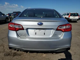 2018 Subaru Legacy z VIN 4S3BNAB67J3005309, wystawiony jako Copart lot #56160585 z przebiegiem 119 920 mil mil oraz Szkoda całkowita • Salvage title. Historia ofert i sprzedaży dostępna na DreamBid. Obrazek 6.