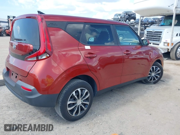 2020 Kia Soul LX with VIN KNDJ23AU7L7119368, listed as a IAAI auction lot 41957877 with 152,584 mi miles. Bid and sale history available at carsss.com. Image 4.