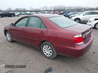 2006 Toyota Camry STD with VIN 4T1BE32K96U146291, listed as a IAAI auction lot 40940095 with 186,957 mi miles. Bid and sale history available at carsss.com. Image 3.