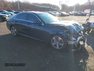2017 Mercedes-Benz E-Class E 300 Luxury with VIN WDDZF4KB1HA106299, listed as a IAAI auction lot 41088875 with 55,508 mi miles. Bid and sale history available at carsss.com. Image 1.