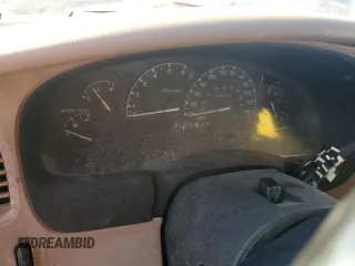 2000 Ford Explorer XLS z VIN 1FMZU72X0YZC33667, wystawiony jako Copart lot #80104924 z przebiegiem Nie podano mil oraz Szkoda całkowita • Salvage title. Historia ofert i sprzedaży dostępna na DreamBid. Obrazek 9.