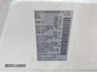 2019 Nissan Pathfinder SV z VIN 5N1DR2MM5KC615110, wystawiony jako IAAI lot #42399030 z przebiegiem 129 844 mil mil oraz . Historia ofert i sprzedaży dostępna na DreamBid. Obrazek 9.