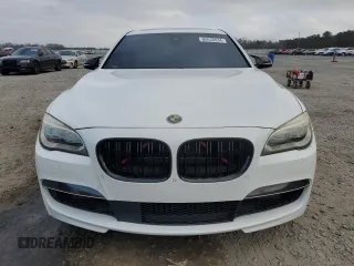 2015 BMW 7 Series 750Li with VIN WBAYE8C56FD780949, listed as a Copart auction lot 85638034 with 95,259 mi miles and Clean Title. Bid and sale history available at carsss.com. Image 5.