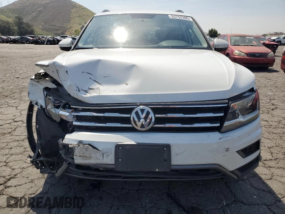 2020 Volkswagen Tiguan S z VIN 3VV1B7AX3LM152439, wystawiony jako Copart lot #53752395 z przebiegiem 48 362 mil mil oraz Szkoda całkowita • Salvage title. Historia ofert i sprzedaży dostępna na DreamBid. Obrazek 5.