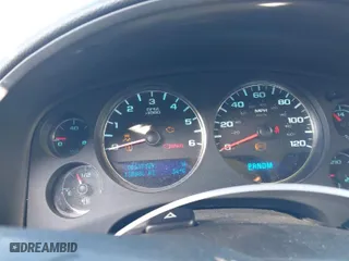 2010 Chevrolet Avalanche LT with VIN 3GNVKFE04AG254049, listed as a IAAI auction lot 41854624 with 130,806 mi miles. Bid and sale history available at carsss.com. Image 7.