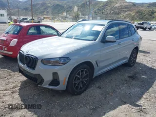 2023 BMW X3 sDrive30i z VIN 5UX43DP00P9T10787, wystawiony jako IAAI lot #41457131 z przebiegiem 20 123 mil mil oraz . Historia ofert i sprzedaży dostępna na DreamBid. Obrazek 2.