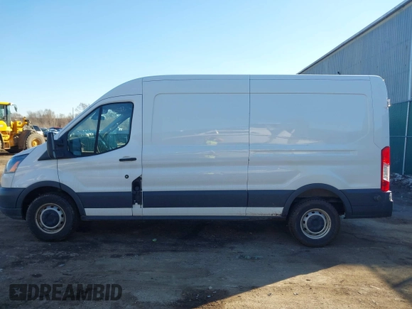 2018 Ford Transit с VIN 1FTBW2CM6JKA87295, выставлен на аукционе IAAI как лот 41616873 с пробегом 92 466 миль миль и . История ставок и продаж доступна на DreamBid. Изображение 14.