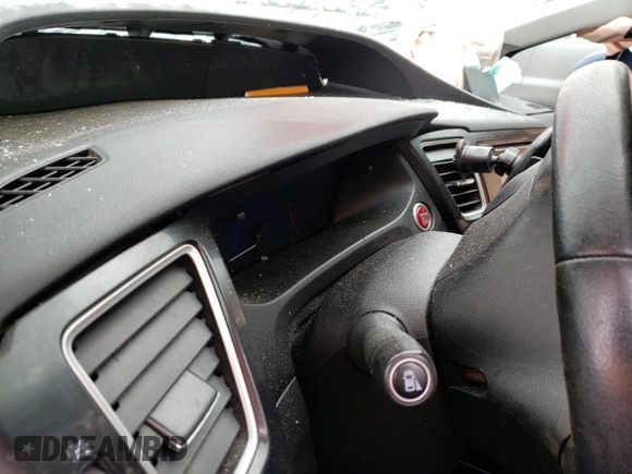 2015 Honda Civic LX z VIN 2HGFB2F52FH022025, wystawiony jako Copart lot #61791635 z przebiegiem Nie podano mil oraz Szkoda całkowita • Salvage title. Historia ofert i sprzedaży dostępna na DreamBid. Obrazek 9.