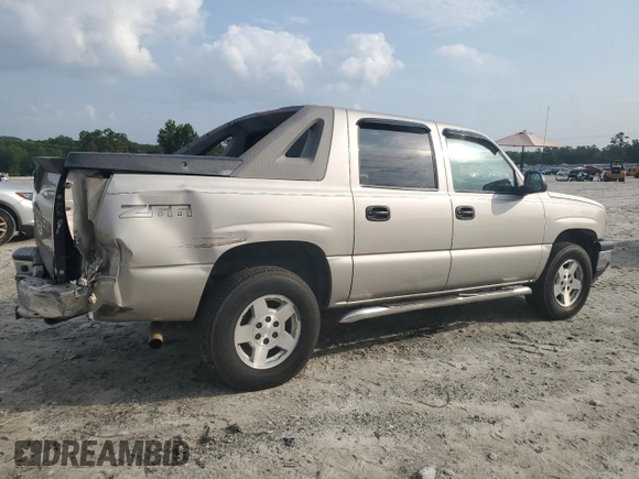 2005 Chevrolet Avalanche LS with VIN 3GNEC12Z95G253634, listed as a Copart auction lot 74323684 with 228,818 mi miles and Non Repairable. Bid and sale history available at carsss.com. Image 3.