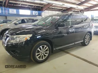 2015 Nissan Pathfinder SV with VIN 5N1AR2MM0FC686885, listed as a Copart auction lot 55508405 with 204,274 mi miles and Clean Title. Bid and sale history available at carsss.com. Image 1.