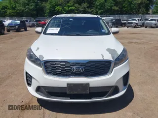 2019 Kia Sorento L z VIN 5XYPG4A37KG511454, wystawiony jako IAAI lot #42088735 z przebiegiem 157 599 mil mil oraz . Historia ofert i sprzedaży dostępna na DreamBid. Obrazek 6.