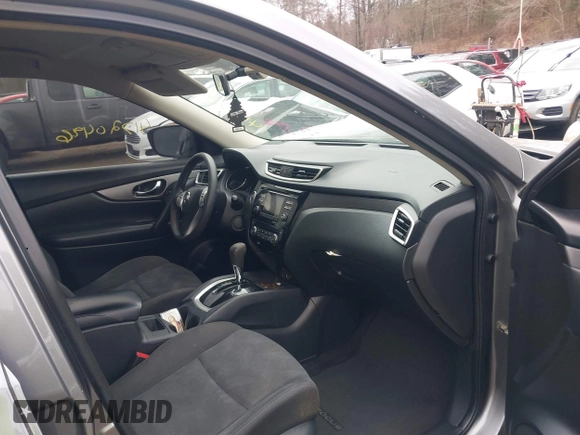 2016 Nissan Rogue SV with VIN KNMAT2MV6GP695258, listed as a IAAI auction lot 41720496 with 148,149 mi miles and . Bid and sale history available at carsss.com. Image 5.