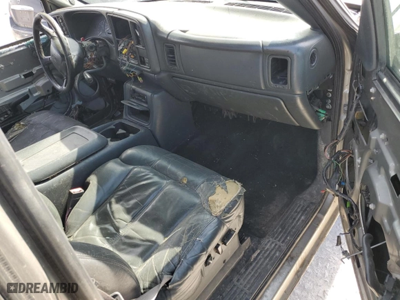 2002 Chevrolet Silverado 1500 LS with VIN 1GCEK19T82E265855, listed as a Copart auction lot 50061015 with 0 mi miles and Non Repairable. Bid and sale history available at carsss.com. Image 8.
