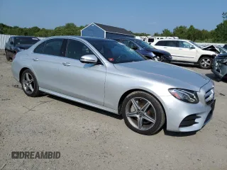 2019 Mercedes-Benz E 300 with VIN WDDZF4KB2KA552601, listed as a Copart auction lot 60702415 with 43,207 mi miles and Salvage title. Bid and sale history available at DreamBid. Image 4.