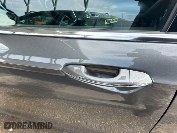 2020 Ford Fusion SEL with VIN 3FA6P0CD7LR197568, listed as a IAAI auction lot 42725343 with 111,304 mi miles and . Bid and sale history available at DreamBid. Image 12.