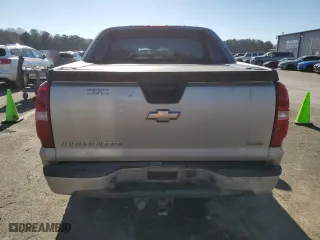 2009 Chevrolet Avalanche LT w/2LT with VIN 3GNFK22089G142626, listed as a Copart auction lot 87384004 with 253,936 mi miles and Salvage Title. Bid and sale history available at carsss.com. Image 6.
