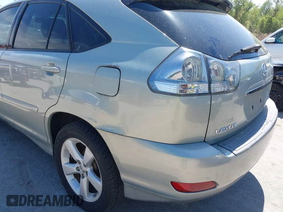 2007 Lexus RX 350 with VIN 2T2HK31U77C026557, listed as a IAAI auction lot 42115027 with 184,827 mi miles. Bid and sale history available at carsss.com. Image 6.