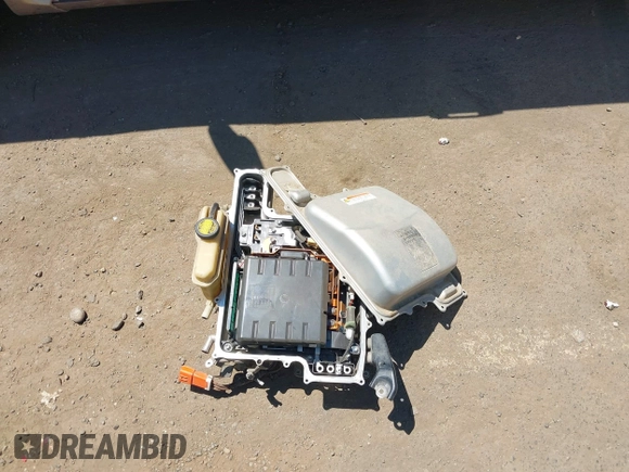 2008 Toyota Prius with VIN JTDKB20U287729606, listed as a IAAI auction lot 42781432 with 119,952 mi miles and . Bid and sale history available at DreamBid. Image 12.