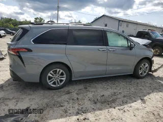 2022 Toyota Sienna XLE Woodland Edition with VIN 5TDASKFC3NS047202, listed as a Copart auction lot 68211834 with 0 mi miles and Salvage Title. Bid and sale history available at carsss.com. Image 3.