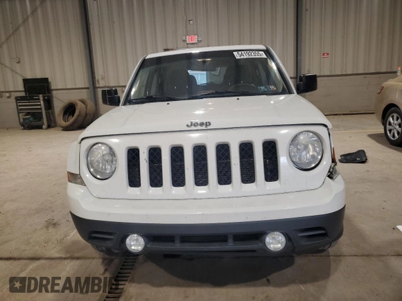 2014 Jeep Patriot Sport z VIN 1C4NJRBB5ED625497, wystawiony jako Copart lot #54192355 z przebiegiem 119 435 mil mil oraz Szkoda całkowita • Salvage title. Historia ofert i sprzedaży dostępna na DreamBid. Obrazek 5.