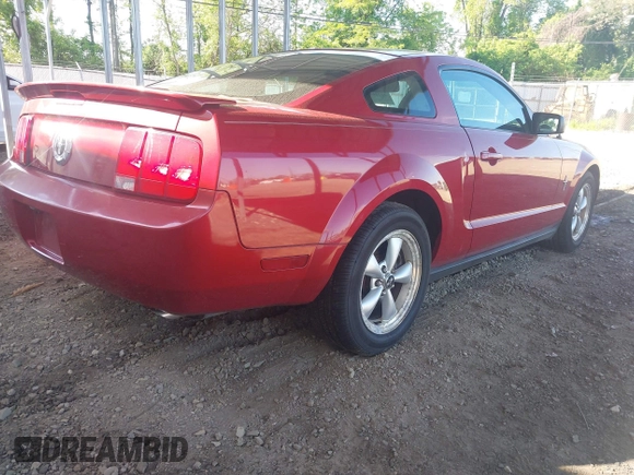 2008 Ford Mustang Deluxe with VIN 1ZVHT80N185124424, listed as a IAAI auction lot 42216870 with 45,660 mi miles and . Bid and sale history available at DreamBid. Image 4.