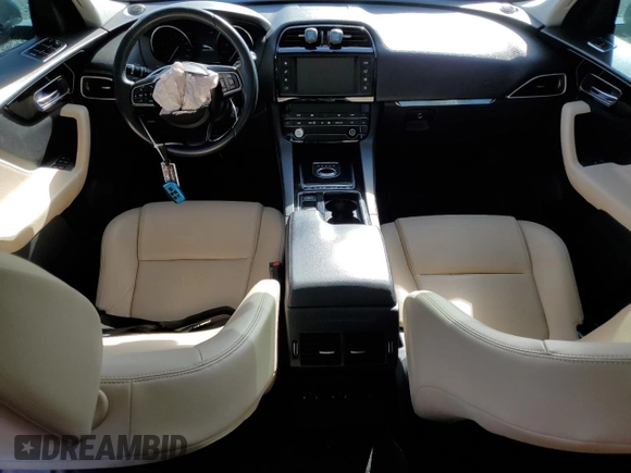 2018 Jaguar F-PACE 30t Premium with VIN SADCJ2GX4JA292339, listed as a Copart auction lot 45760784 with 58,768 mi miles and Salvage Title. Bid and sale history available at carsss.com. Image 8.
