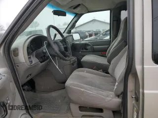 2005 GMC Safari with VIN 1GKDM19X45B500710, listed as a Copart auction lot 82863354 with 156,384 mi miles and Salvage Title. Bid and sale history available at carsss.com. Image 7.