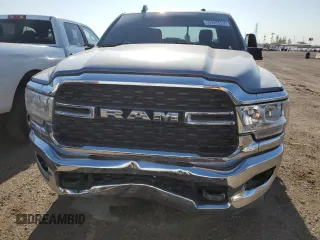2024 Ram 2500 Big Horn with VIN 3C6UR5DJ8RG413310, listed as a Copart auction lot 60254495 with 7,369 mi miles and Clean title. Bid and sale history available at DreamBid. Image 5.