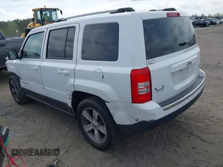 2016 Jeep Patriot High Altitude with VIN 1C4NJPFA0GD732675, listed as a IAAI auction lot 41956028 with 196,740 mi miles and . Bid and sale history available at DreamBid. Image 3.