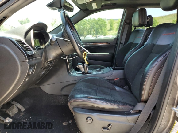 2020 Jeep Grand Cherokee Trailhawk с VIN 1C4RJFLT8LC177606, выставлен на аукционе Copart как лот 61678385 с пробегом 127 421 миль миль и Списание • Salvage title. История ставок и продаж доступна на DreamBid. Изображение 7.
