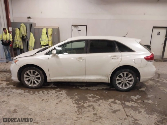 2015 Toyota Venza LE with VIN 4T3BA3BB1FU068737, listed as a IAAI auction lot 41565365 with NaN miles. Bid and sale history available at carsss.com. Image 14.