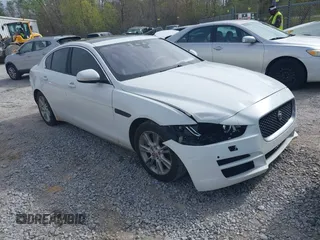 2017 Jaguar XE 25t Premium z VIN SAJAD4BG6HA955242, wystawiony jako IAAI lot #41780073 z przebiegiem 162 013 mil mil oraz . Historia ofert i sprzedaży dostępna na DreamBid. Obrazek 1.