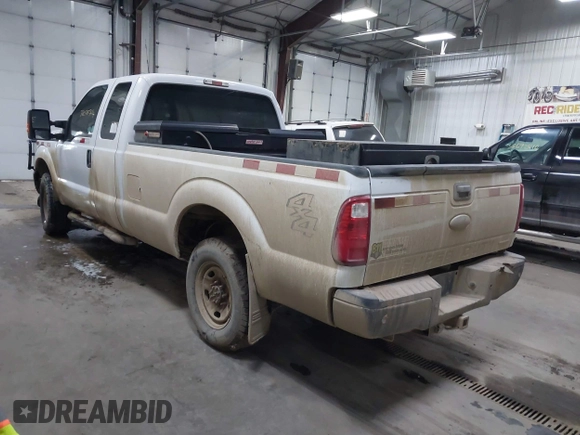 2015 Ford F-250 XLT with VIN 1FT7X2B68FEC25138, listed as a IAAI auction lot 38075714 with Not provided miles and . Bid and sale history available at DreamBid. Image 3.