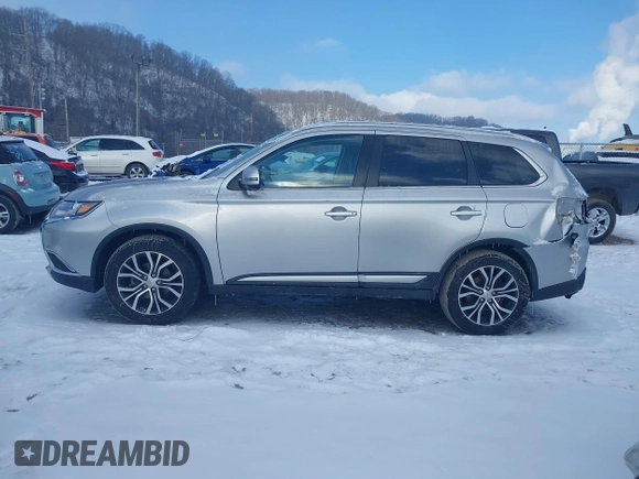 2018 Mitsubishi Outlander ES with VIN JA4AZ3A39JJ006387, listed as a IAAI auction lot 41362285 with 67,596 mi miles and . Bid and sale history available at DreamBid. Image 14.